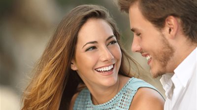 عبارات حب تحتاج أن تسمعها المرأة من زوجها.. فما هي؟