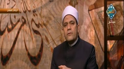 هل يجوز إعطاء غير المسلم من الأضحية؟ أمين الفتوى يجيب