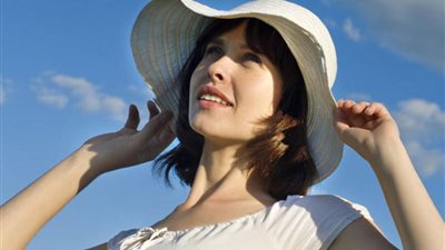 قبل العيد.. احمي بشرتك من أشعة الشمس الضارة بطرق بسيطة