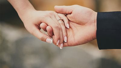 أفضل 10 رسائل لخطيبك لتهنئته بعيد الأضحى