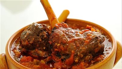 طريقة عمل طاجن موزات اللحم بالزيتون