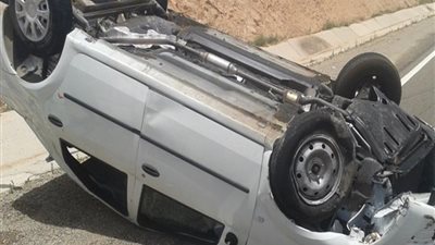 بينهم رضيع.. مصرع أسرة كاملة في انقلاب سيارة على طريق مطروح