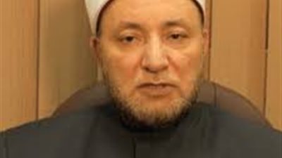 ما حُكم إعطاء زكاة مالي لوالدي؟.. أمين الفتوى يُجيب