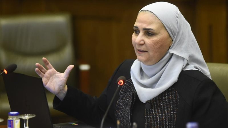 الدكتورة نيفين القباج