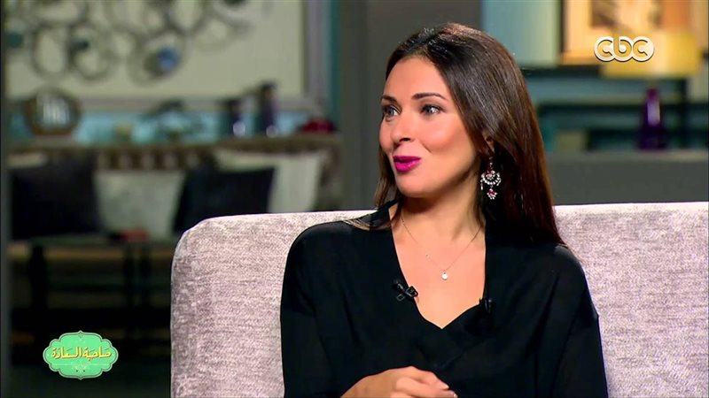 الفنانة سمر مرسي