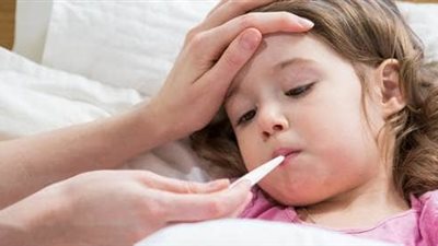 8 طرق منزلية سهلة لخفض درجة حرارتك