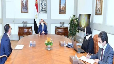 الرئيس السيسي يوجه بتطوير منظومة المدارس الفنية الصناعية