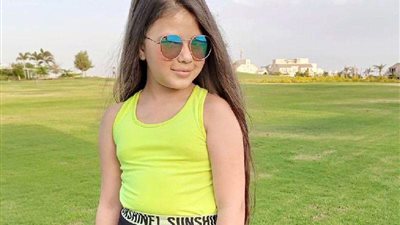 الطفلة كنزي رماح: بحلم بالعمل مع عمرو دياب