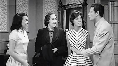 السينما والواقع.. مشهد يُجسد حنان الآباء في مواجهة جحود الأبناء