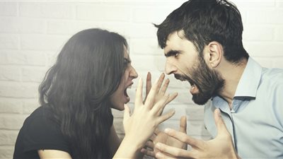 اختفاء الحب والتضحية.. أسباب انتشار جرائم العنف بين الأزواج