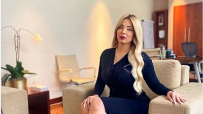 مي حلمي عبر إنستجرام: «عندي كورونا.. بموت حرفيًا»