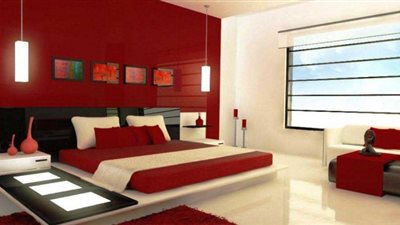 «خليكي رومانسية».. ديكورات غرف نوم باللون الأحمر