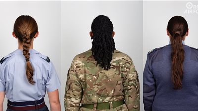 سلاح الجو البريطانى للمرأة: سرحي شعرك ضفيرة أو ديل حصان 