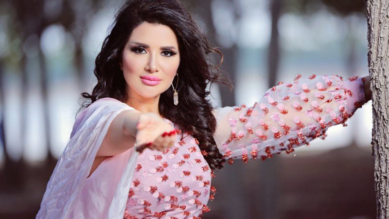 الفنانة زين عوض