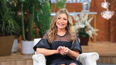 ليلى علوي تكشف أسباب اعتزال شقيقتها التمثيل (فيديو)