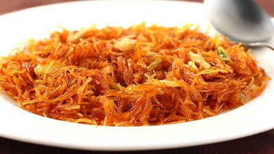 الحلو عندنا.. طريقة عمل الشعرية بالسكر