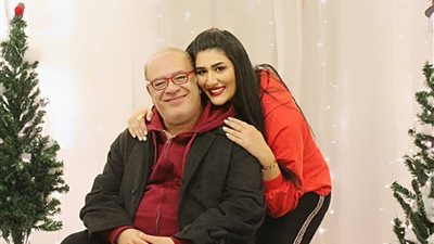 أزمة قلبية تفاجيء صلاح عبد الله .. وابنته : الدكاترة طمنونا