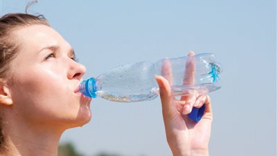 أهمها «النظارات الشمسية».. 4 نصائح لحماية عينيك أثناء الموجة الحارة