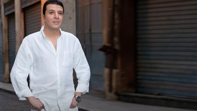 إصابة مصطفى كامل وزوجته وابنته بفيروس كورونا 