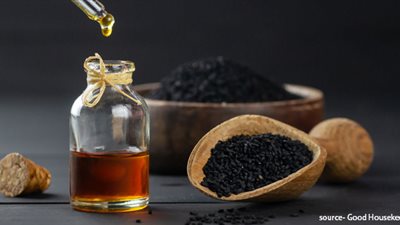 أبرزها يقي من السرطان.. 8 فوائد مذهلة لزيت حبة البركة