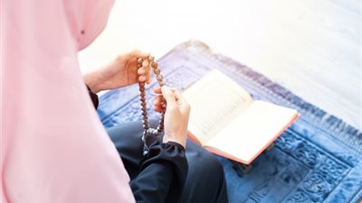 أمين الفتوى يُحذر من حقوق العباد: حاسبي نفسك قبل ما المستور يتفضح 