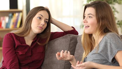 نانسي ماهر تُهدي «هير نيوز» روشتة علاج الكذب لدى المراهقات