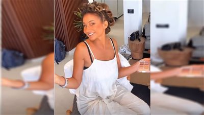 نيللي كريم ترقص على «لقيت الطبطبة» قبل ارتدائها فستان الزفاف