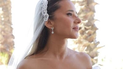 بإطلالة ملائكية.. نيللي كريم ترقص على صوت عمرو مصطفى| فيديو  