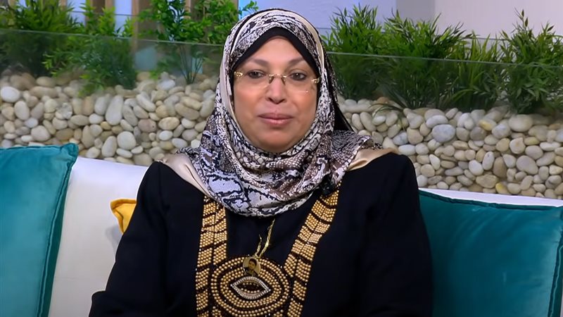 نيفين مختار