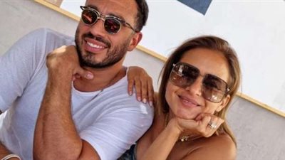 عريس نيللي كريم ينشر أول صور من حفل الزفاف