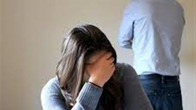 4 أغرب قضايا إنكار نسب.. زوجات منبوذات بتهمة الخيانة