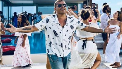 حفل أسطوري لـ عمرو دياب بالعلمين الجديدة