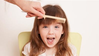 شعر بنتي جاف ومنفوش.. اعمل ايه؟.. الحل في 4 خلطات