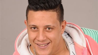 حمو بيكا يبهر جمهوره ببوست جديد: اخواتي وقرايبي بيقرولي وبيكتبولي اللي انا عايزه