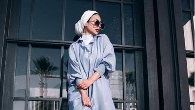 أفكار لتنسيق القميص الـ« أوفر سايز» لإطلالة عصرية 