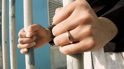 رسمت لعشيقها خطة قتل زوجها.. الإعدام لربة منزل في شبرا الخيمة