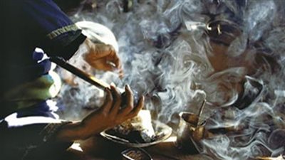 بعد نصبه على فتاة.. دجال توليد الفلوس في قبضة الشرطة