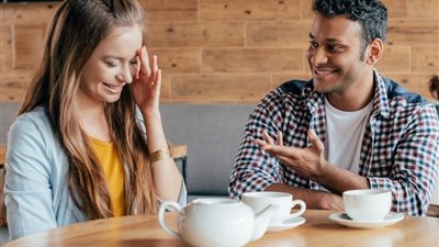 «انترفيو الجواز».. أسئلة يجب أن تطرحيها على العريس في اللقاء الأول