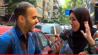 أجرأ طلبات الشباب من البنات في الخطوبة.. فيديو