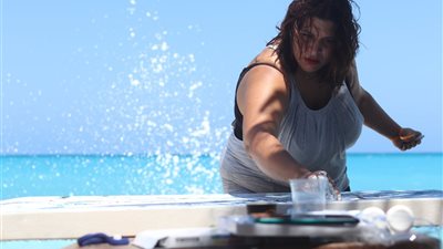 فنانة تشكيلية تونسية تلحق  بـ«أرتا مرسانا» قبل ساعات من ختام فعالياته