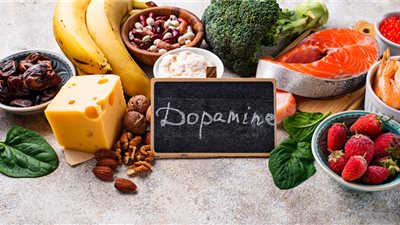السعادة في الدوبامين.. نظام غذائي ينقص وزنك بدون اكتئاب
