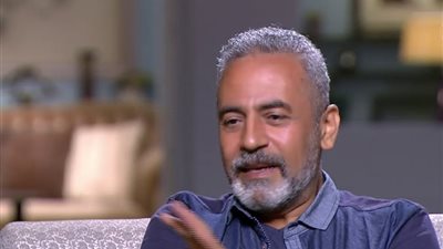 صبري فواز يكشف سر عشقه للشخصيات المُركبة في «لايت شو»
