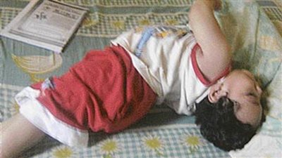 لو أقل من 7 سنين.. الألعاب الإلكترونية تُصيب طفلك بالتوحد والصرع