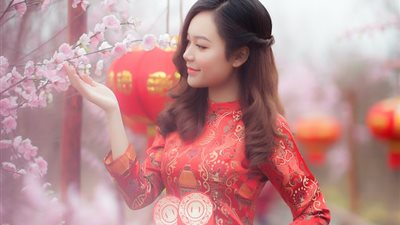 «الصداع هروب.. والكرش زعل».. مها العطار تكشف معاني آلام الجسد