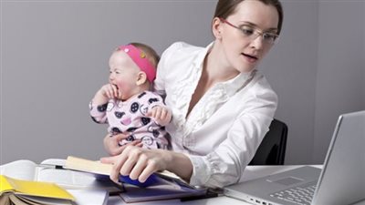 أبرزها «العيشة في البالونة».. أمنيات وأحلام البنات على فيسبوك 