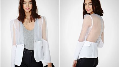 لو في العشرينات.. هذه الملابس تناسب إطلالتك