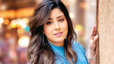 9 إطلالات جذابة لـ أيتن عامر على السوشيال ميديا| صور