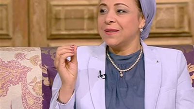 أبو القمصان: 