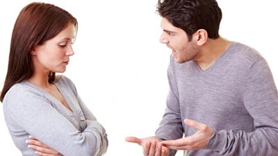 زوجة تحت الابتزاز.. بيت الطاعة أو التنازل عن حقوقك