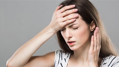 10 أسباب لتنميل الرأس وخطوات العلاج